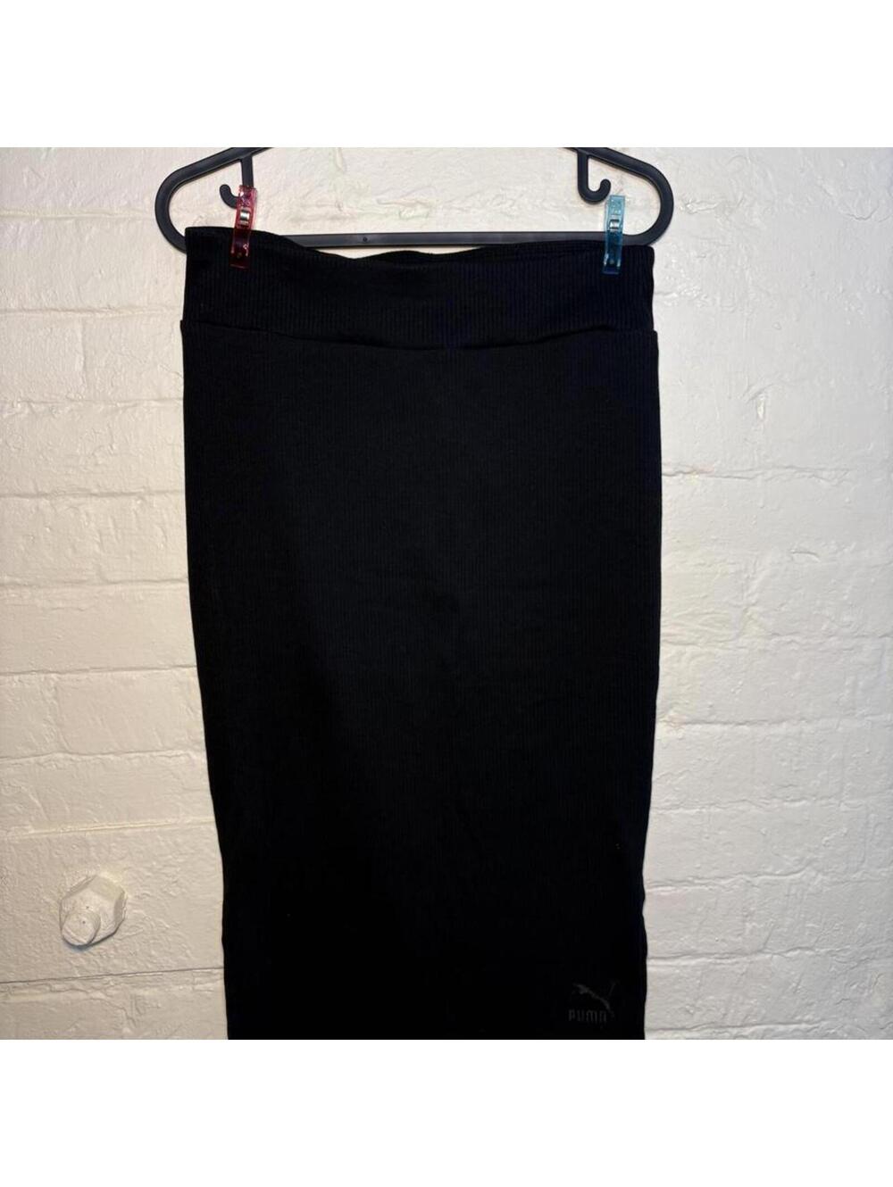 Puma Black Ribbed Midi Skirt Size M Side Slit Embroidered Logo Sporty Minimalist